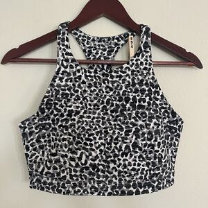 Outdoor Voices Move Free Crop Top Snow Leopard Animal Print Sports Bra SZ M